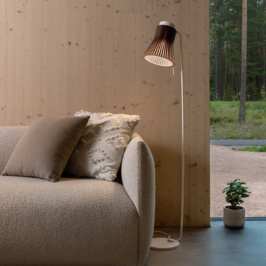 Petite 4610 Golvlampa Birch