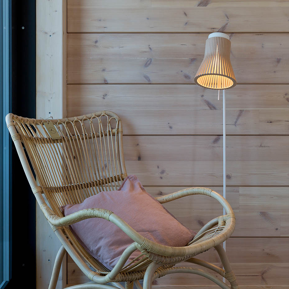 Petite 4610 Golvlampa Black