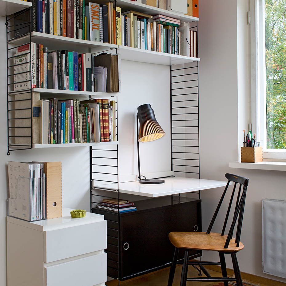 Petite 4620 Bordslampa Black