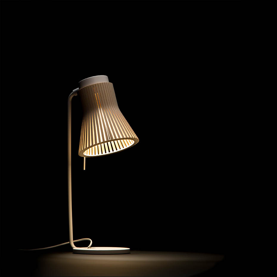Petite 4620 Bordslampa Black
