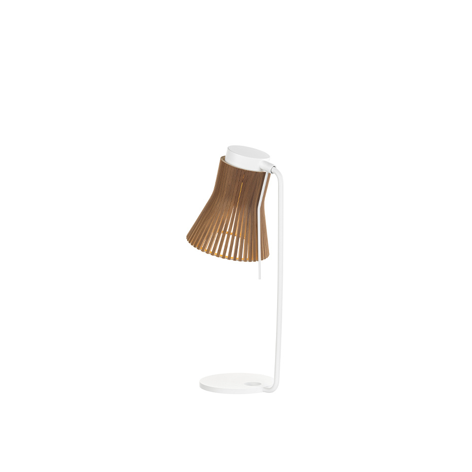 Secto Design Petite 4620 Bordslampa Walnut