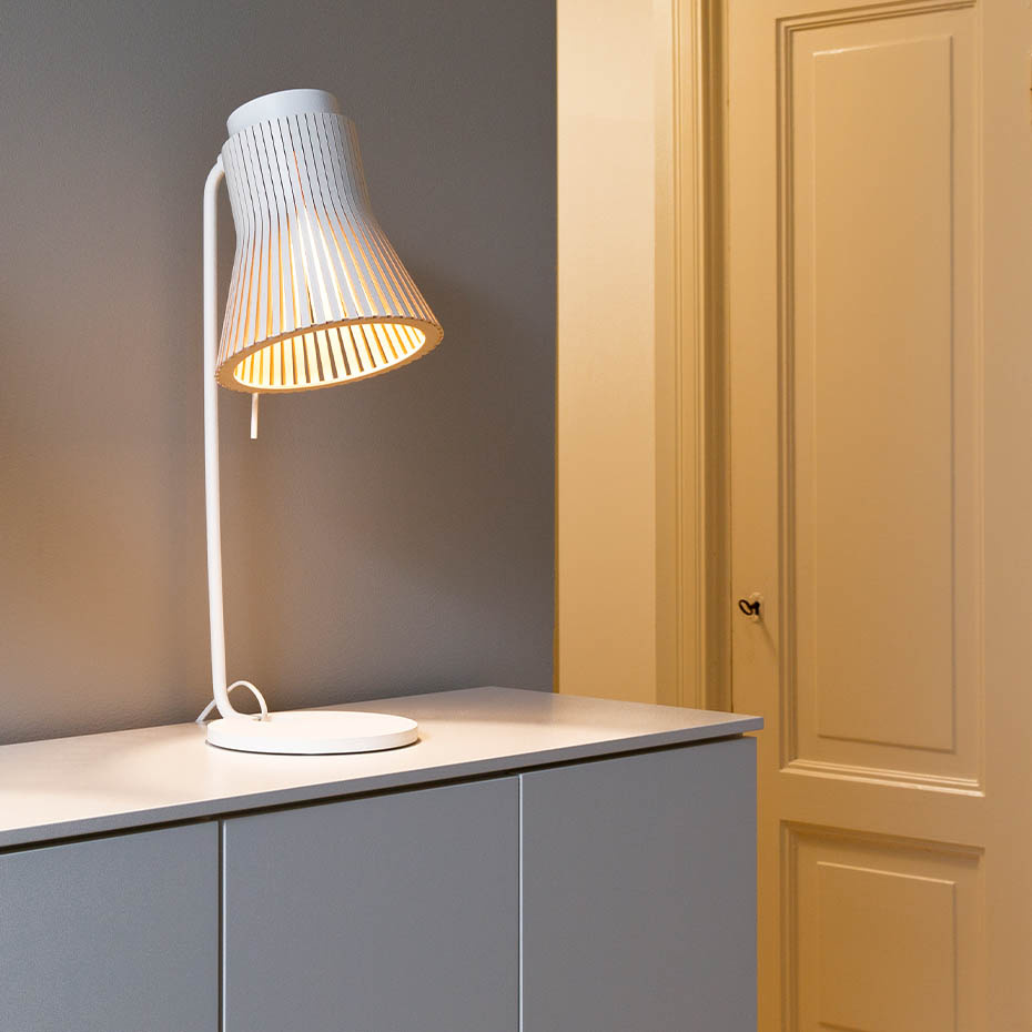Petite 4620 Bordslampa White