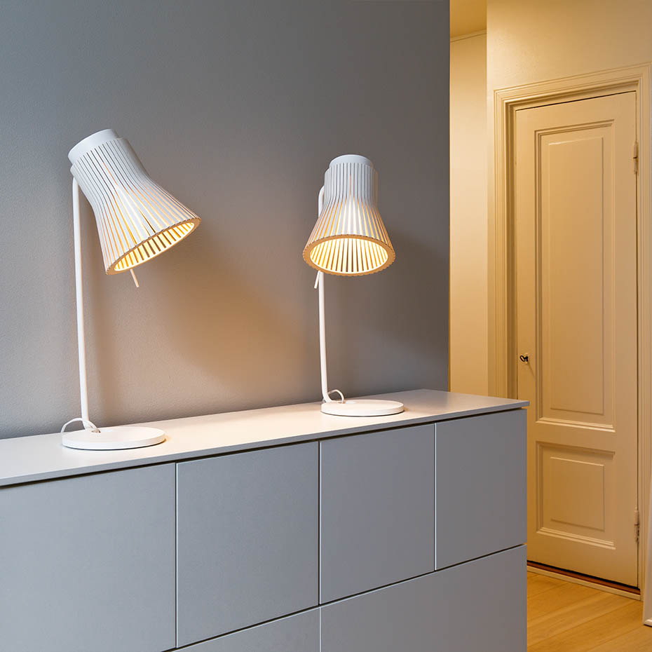 Petite 4620 Bordslampa White