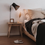 Petite 4630 Vägglampa Walnut Petite 4630 Vägglampa Walnut