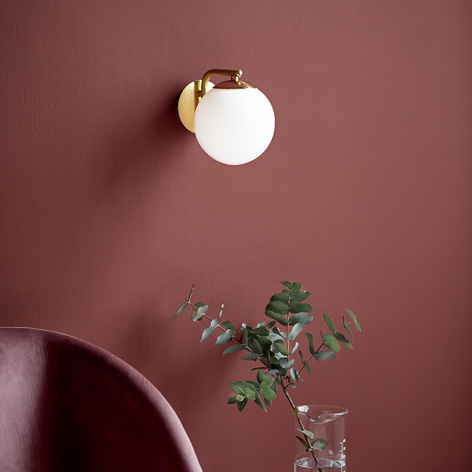 Grant Vägglampa Mässing/Opalglas