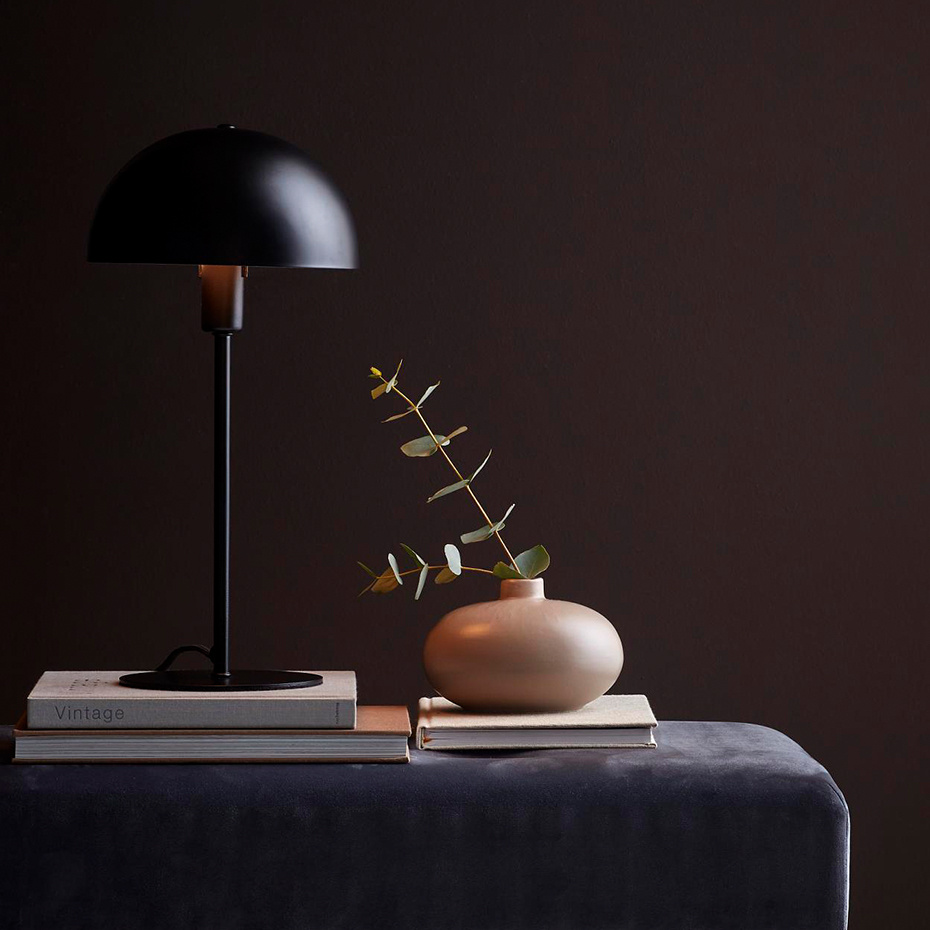 Ellen Bordslampa Svart