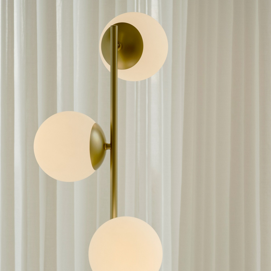 Lilly Golvlampa Mässing/Opalglas