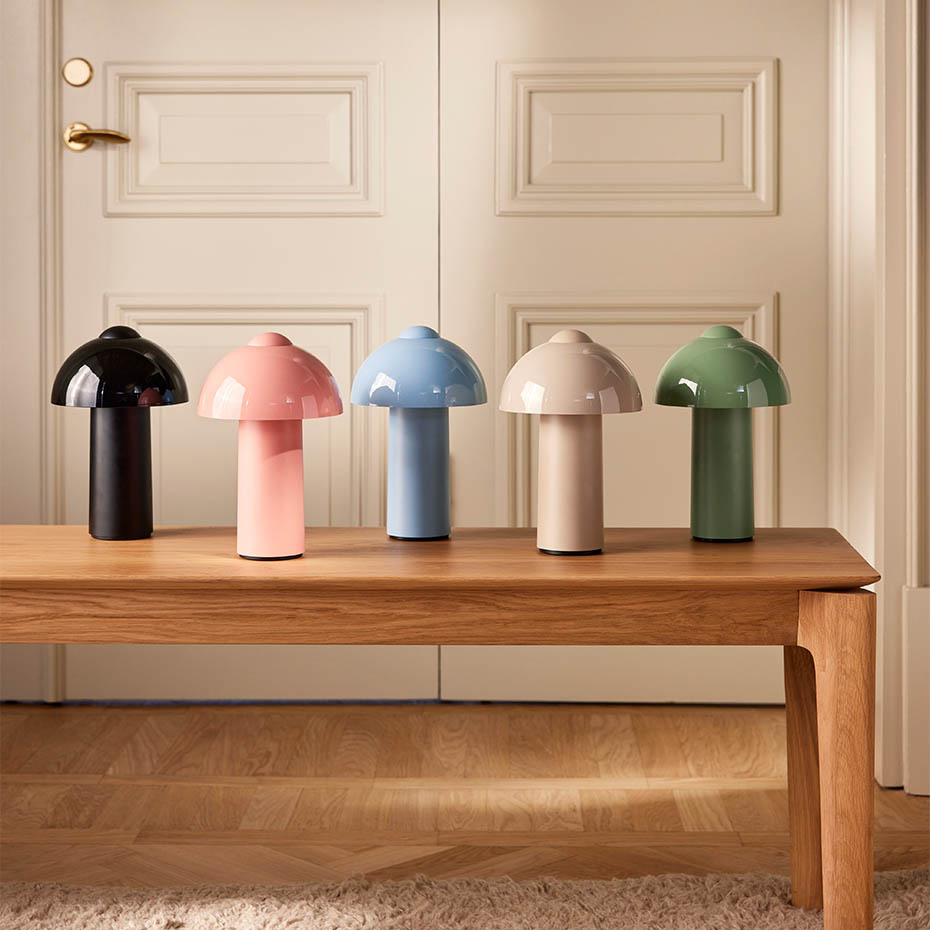 Buddy Portabel Bordslampa Blush