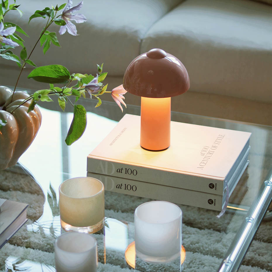 Buddy Portabel Bordslampa Blush