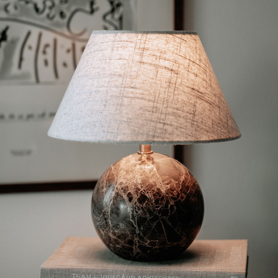 Castello 24 Bordslampa Brun