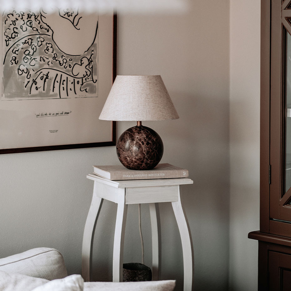 Castello 24 Bordslampa Brun