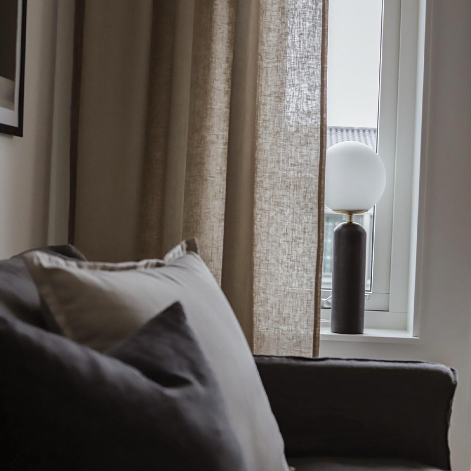 Torrano Bordslampa Svart