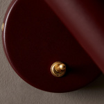 Slender Vägglampa Dark Red/Mässing Slender Vägglampa Dark Red/Mässing