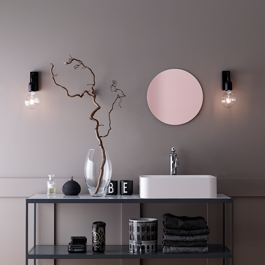 Regal Vägglampa Mattsvart IP21