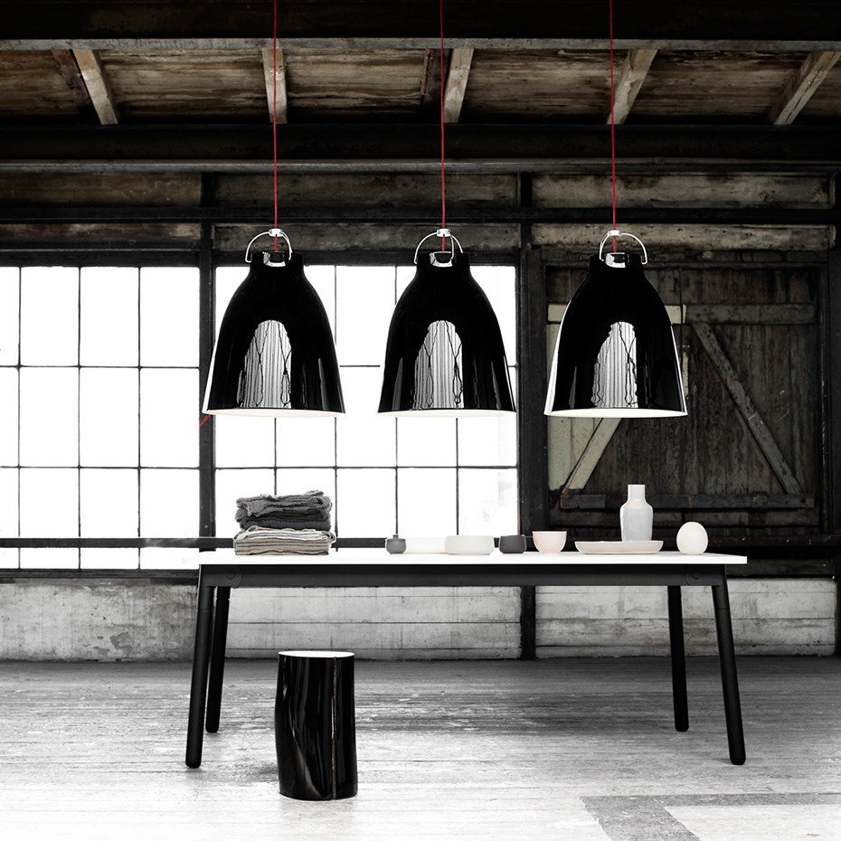 Caravaggio P2 Pendel High-Gloss Black/Red