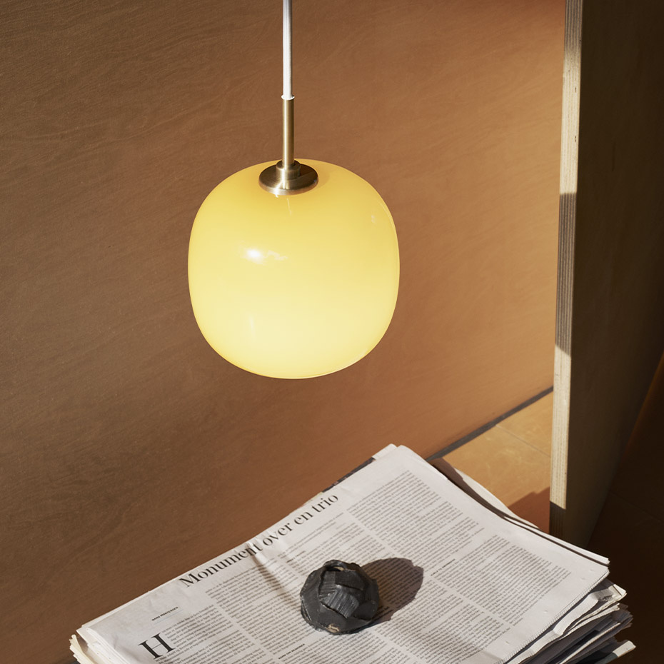 Louis Poulsen VL45 Ø175 Radiohuspendel Pale Yellow/Brass