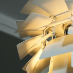 Louis Poulsen PH Artichoke Ø600 Pendel Dusty Green/High Lustre Chrome Plated Louis Poulsen PH Artichoke Ø600 Pendel Dusty Green/High Lustre Chrome Plated