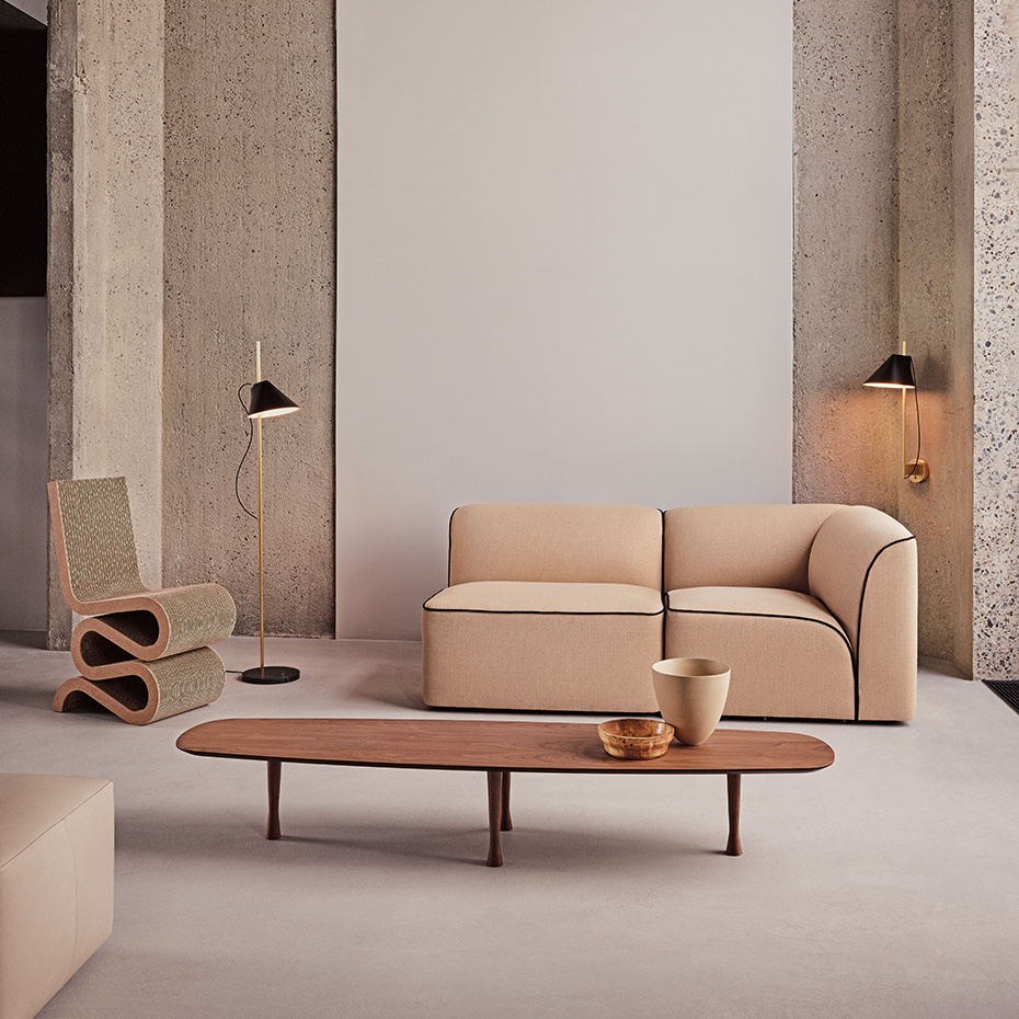 Yuh Vägglampa Brass/White