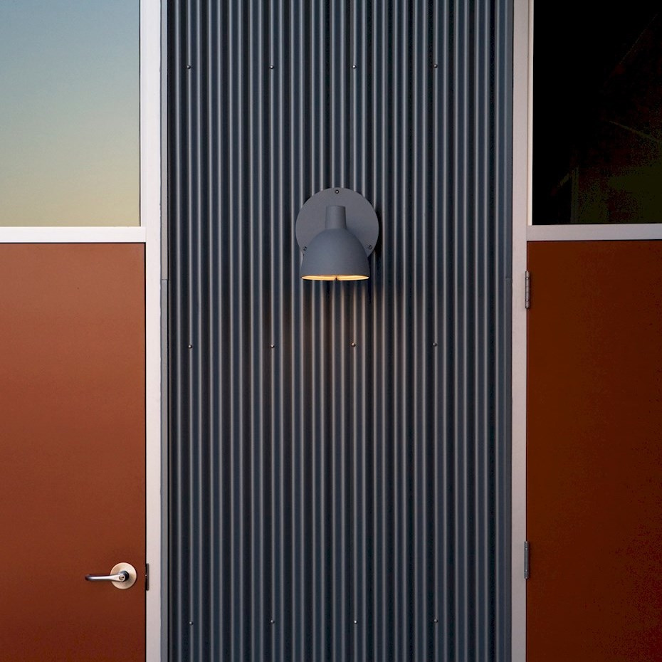 Toldbod 155 Vägglampa Aluminium V2