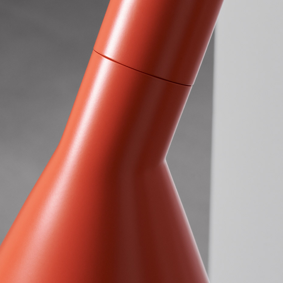 AJ Vägglampa Electric Orange