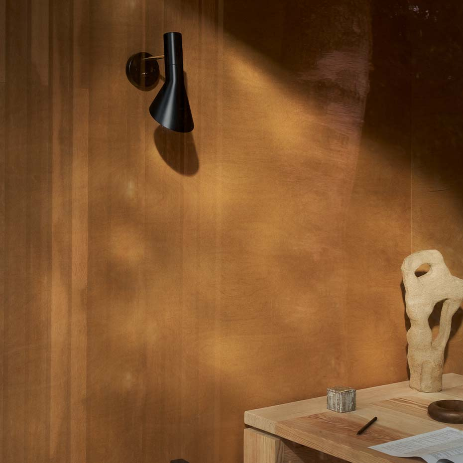 AJ Vägglampa Brass/Black Utan Sladd