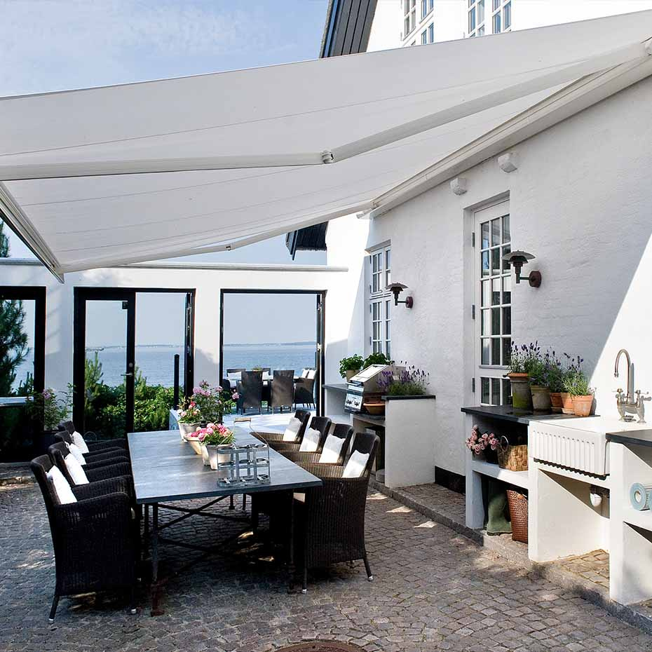 PH 3-2½ Vägglampa Black V2