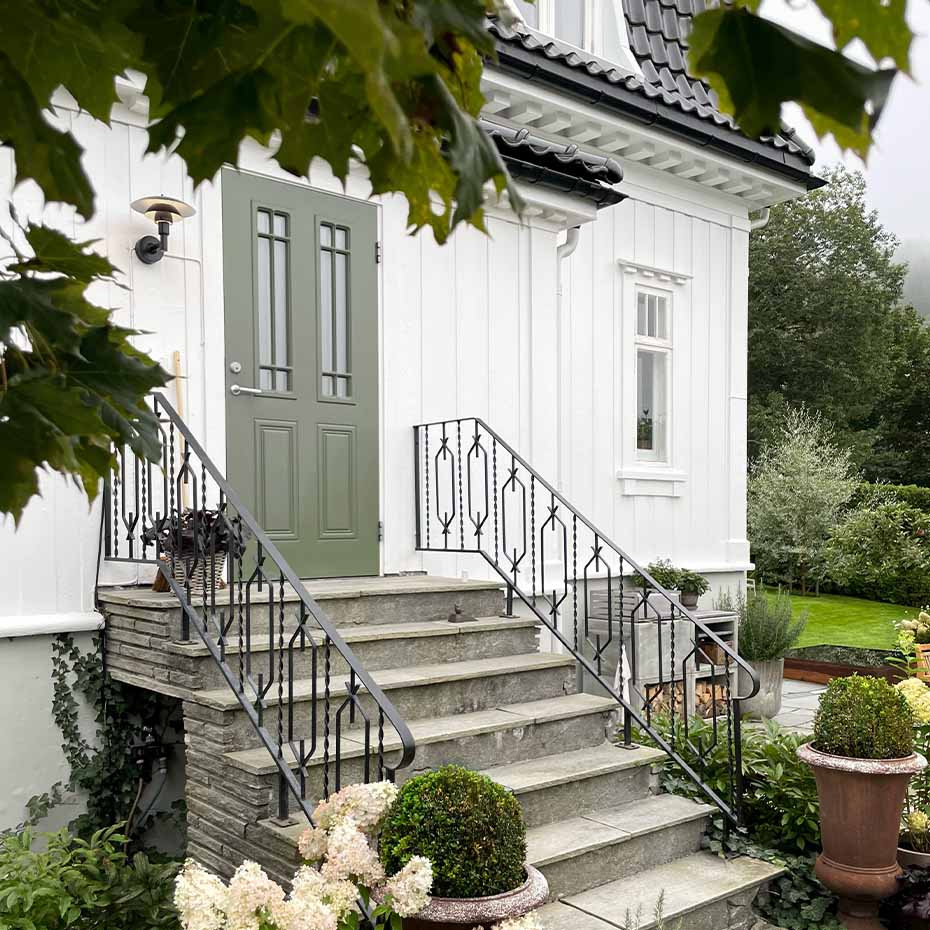 PH 3-2½ Vägglampa Black V2