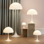 Panthella Ø250 Bordslampa White Panthella Ø250 Bordslampa White