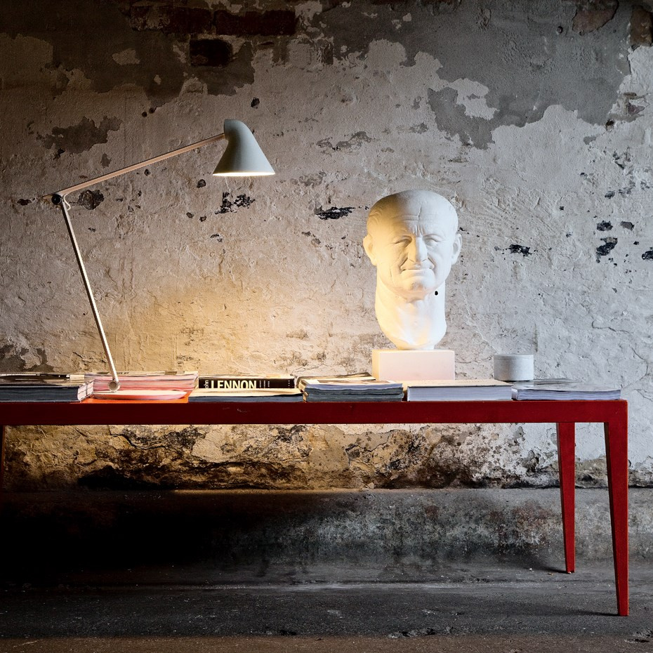 NJP Bordslampa Black