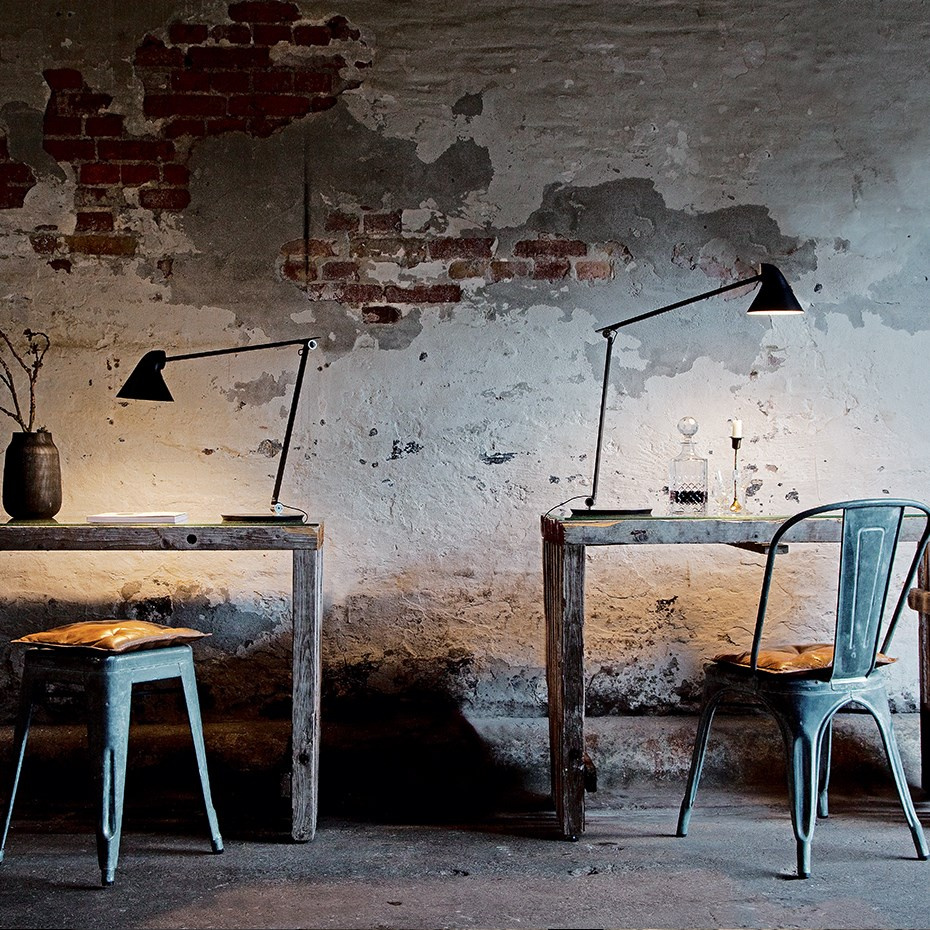 NJP Bordslampa Black