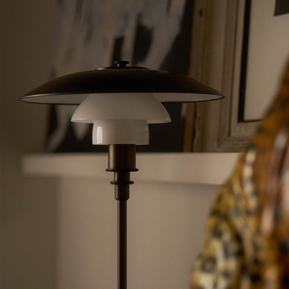 PH 3/2 Bordslampa Aged Brass/Opal Glass