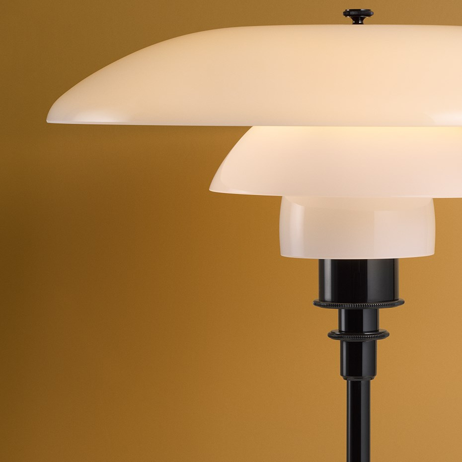 PH 3½-2½ Bordslampa Metalized Black