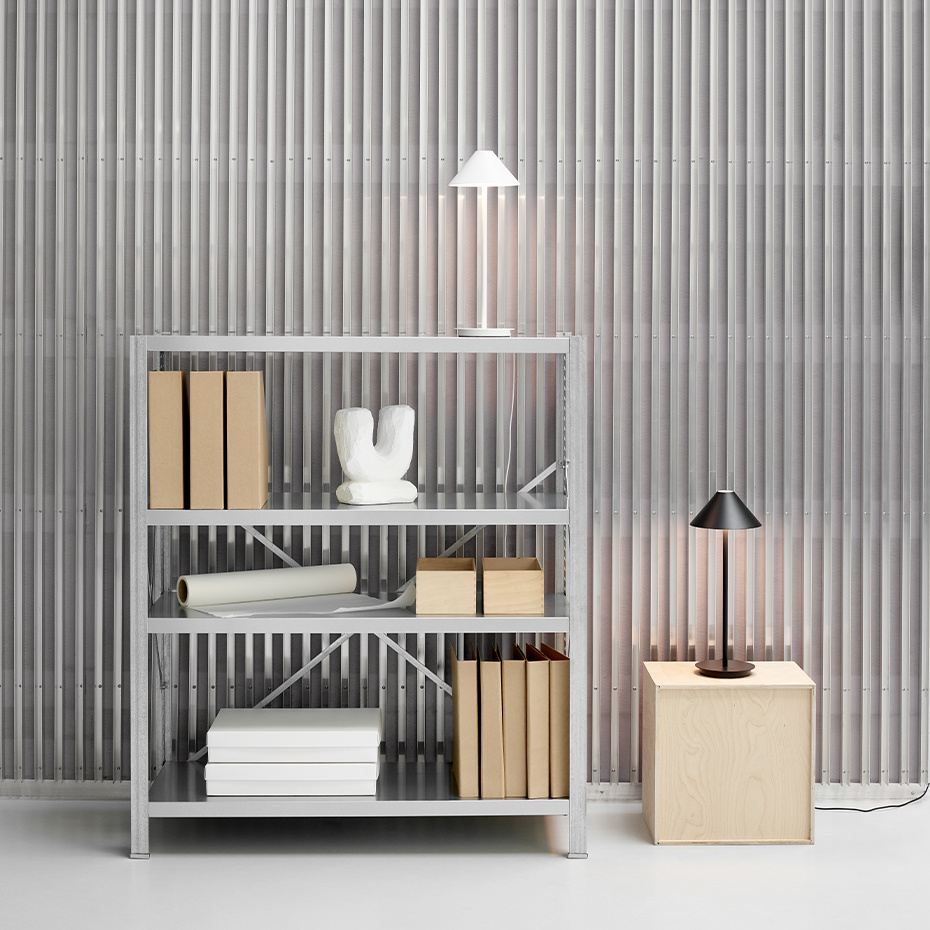 Keglen Bordslampa Black