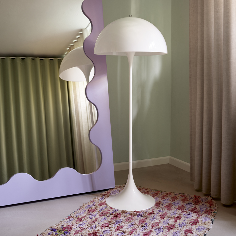 Panthella Golvlampa White Opal Acryl