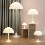 Panthella Ø320 Bordslampa White Opal Acryl Panthella Ø320 Bordslampa White Opal Acryl