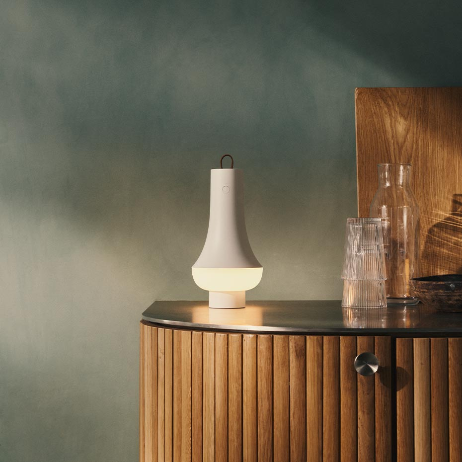 Tomoshi Portable Bordslampa White