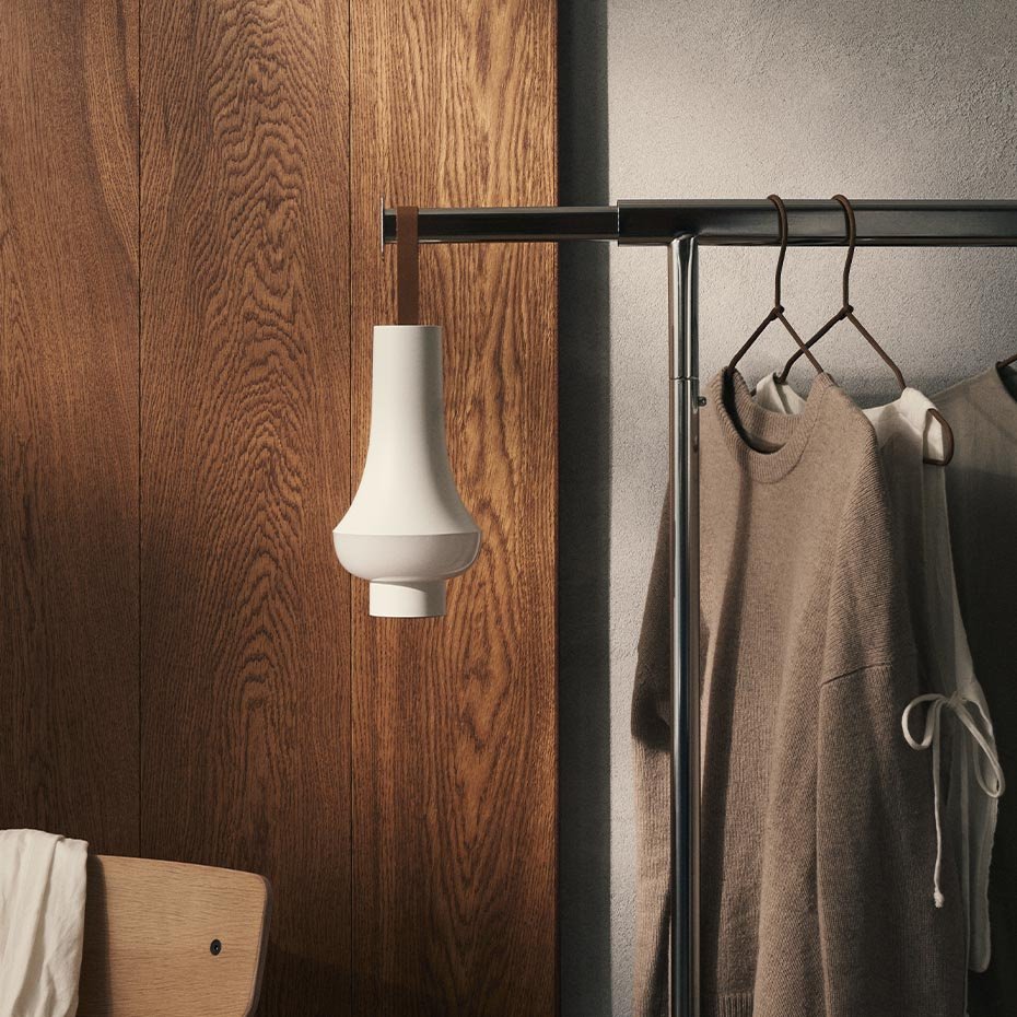 Tomoshi Portable Bordslampa White