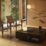 VL45 Radiohus Portable Bordslampa Opal White/Brass VL45 Radiohus Portable Bordslampa Opal White/Brass