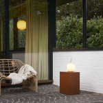 VL45 Radiohus Portable Bordslampa Pale Rose/Brass VL45 Radiohus Portable Bordslampa Pale Rose/Brass