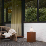 VL45 Radiohus Portable Bordslampa Pale Rose/Brass VL45 Radiohus Portable Bordslampa Pale Rose/Brass