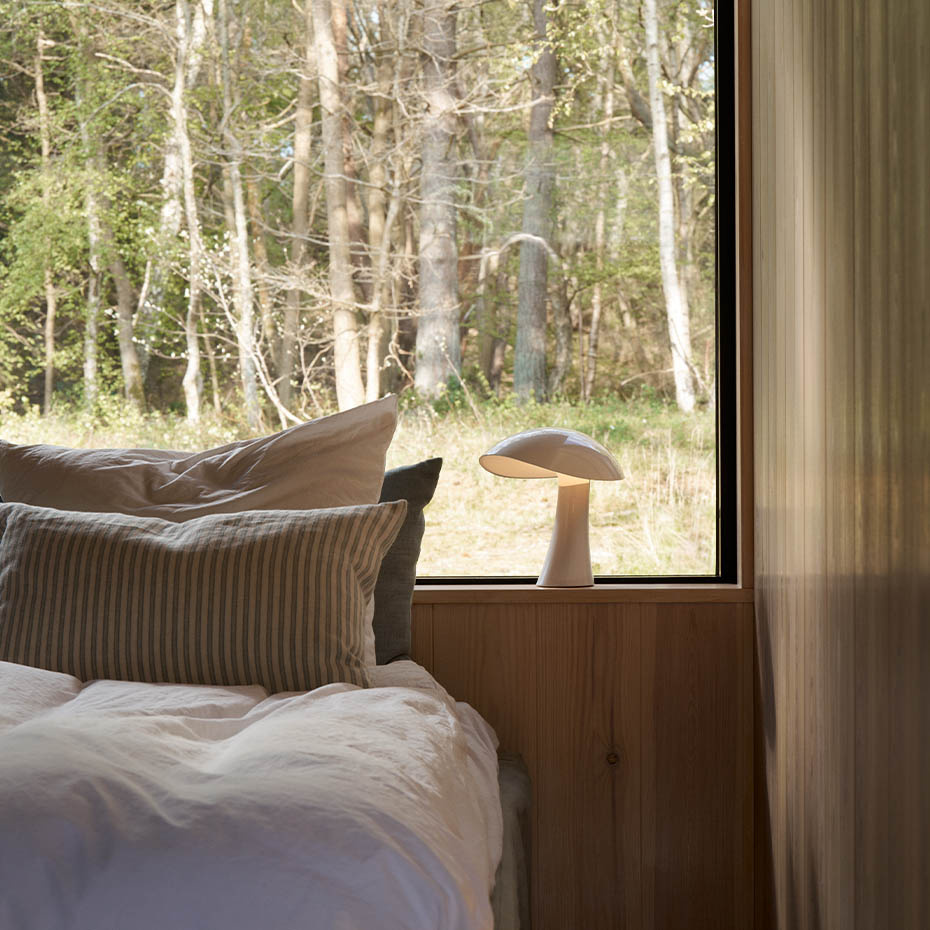 Rumee Ø220 Portable Bordslampa Cloud White