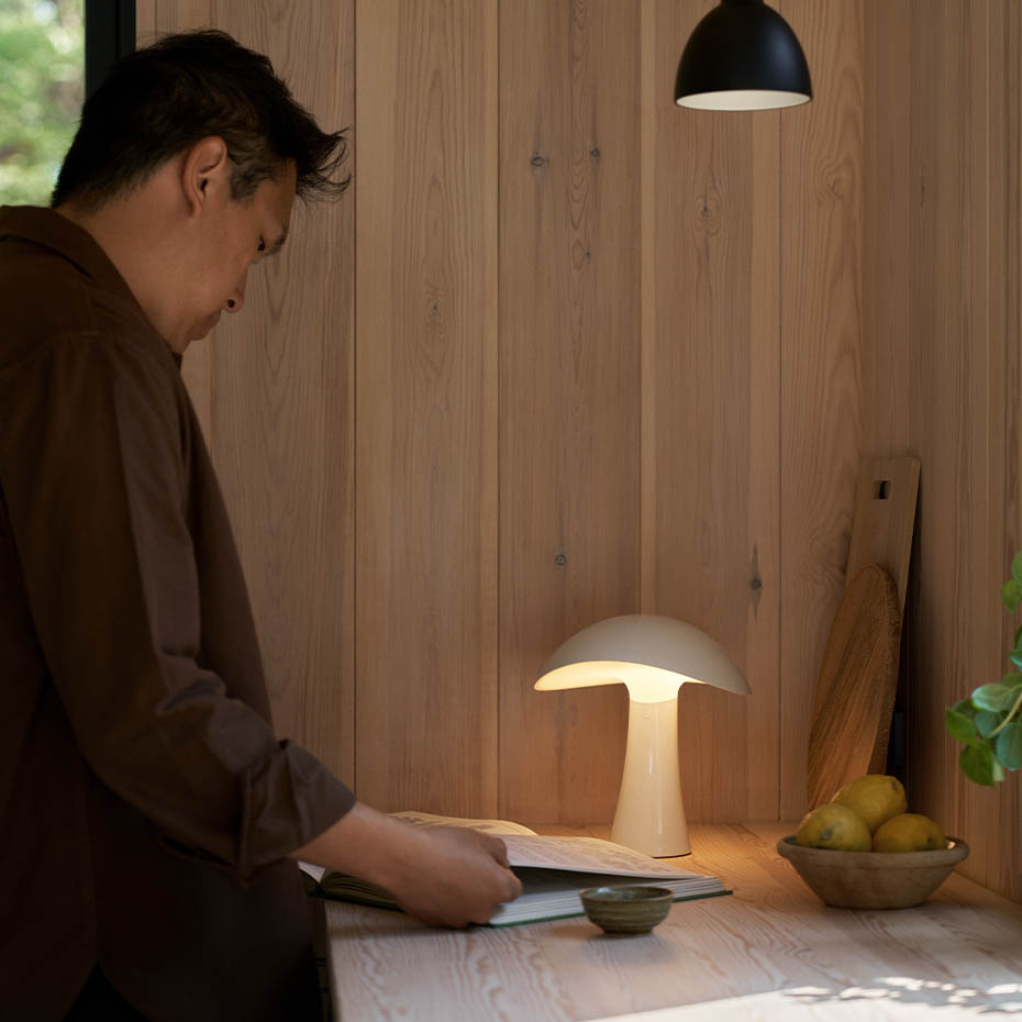 Rumee Ø220 Portable Bordslampa Cloud White