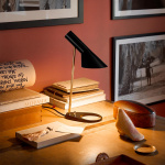 AJ Mini Bordslampa Brass/Black AJ Mini Bordslampa Brass/Black