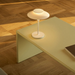 PH 80 Portable Bordslampa Opal White/White PH 80 Portable Bordslampa Opal White/White