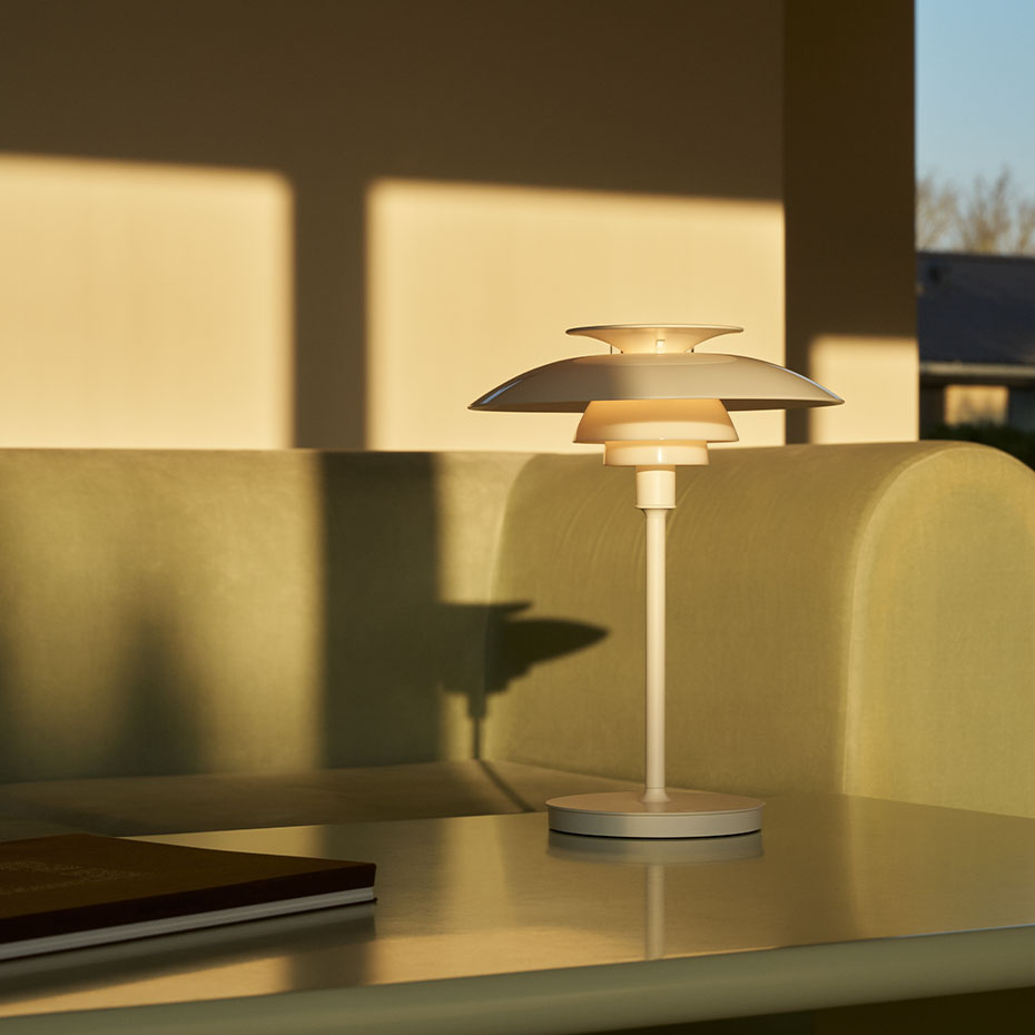 PH 80 Portable Bordslampa Opal White/White