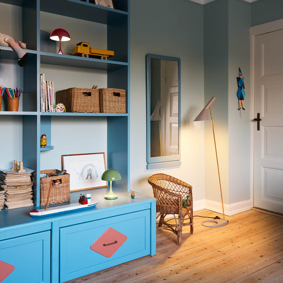 Panthella Ø160 Portable Bordslampa Opaque Moss Green V3