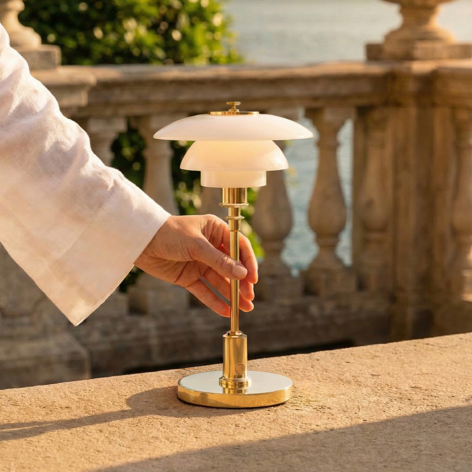 PH 1/1 Portable Bordslampa Brass Metallised