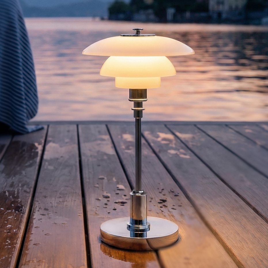 PH 1/1 Portable Bordslampa High Lustre Chrome Plated