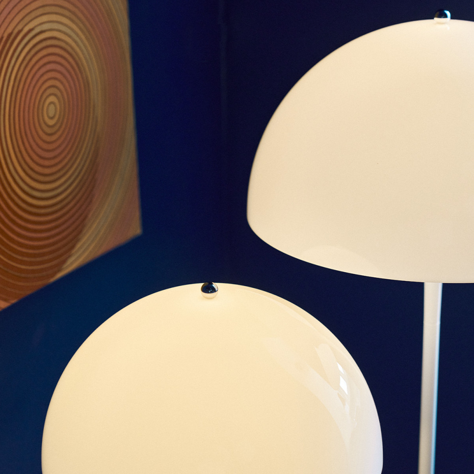 Panthella Ø500 Golvlampa Opal White V3