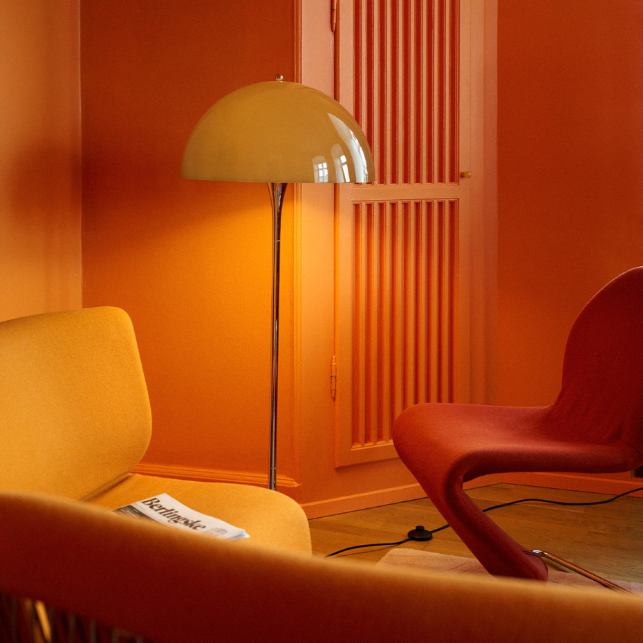 Panthella Ø500 Golvlampa Original Opal Brown